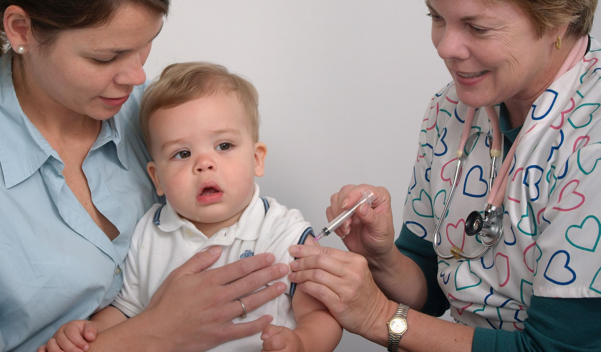 Peste 2.000 de doze de vaccin ROR vor fi distribuite medicilor din Vrancea
