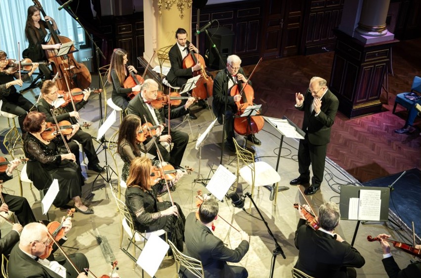 Concert festiv cu orchestra medicilor de Ziua Mondială a Sănătății