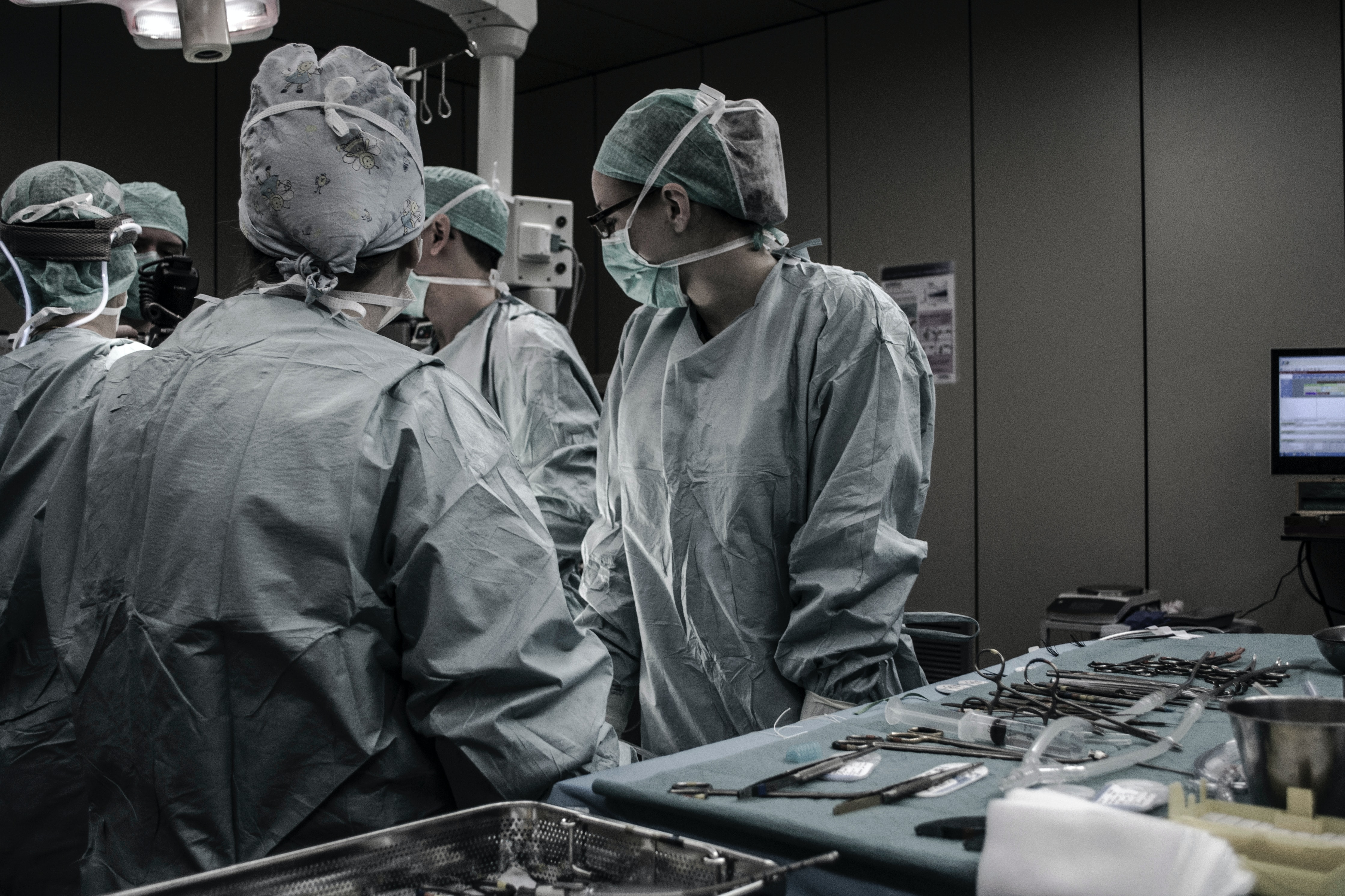 Iași: neurochirurgii au operat o tumoră gigant și au redat vederea unui băiat