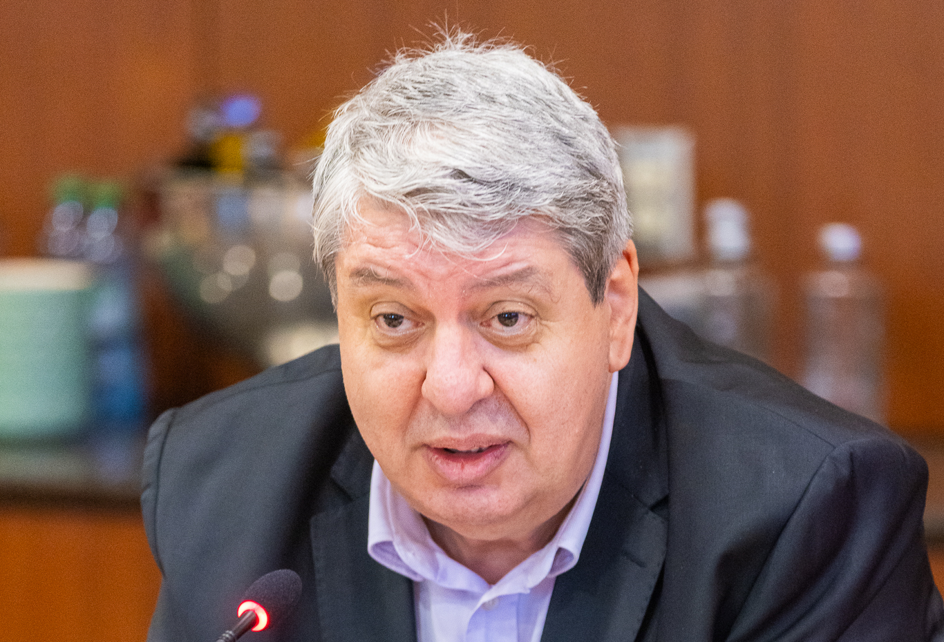 Conf. dr. Alin Nicolescu: „Foarte multe afecțiuni sunt legate de modificarea microbiotei”