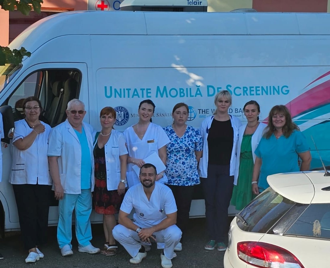 Caravană destinată screeningului pentru cancerul de col uterin în județul Arad 
