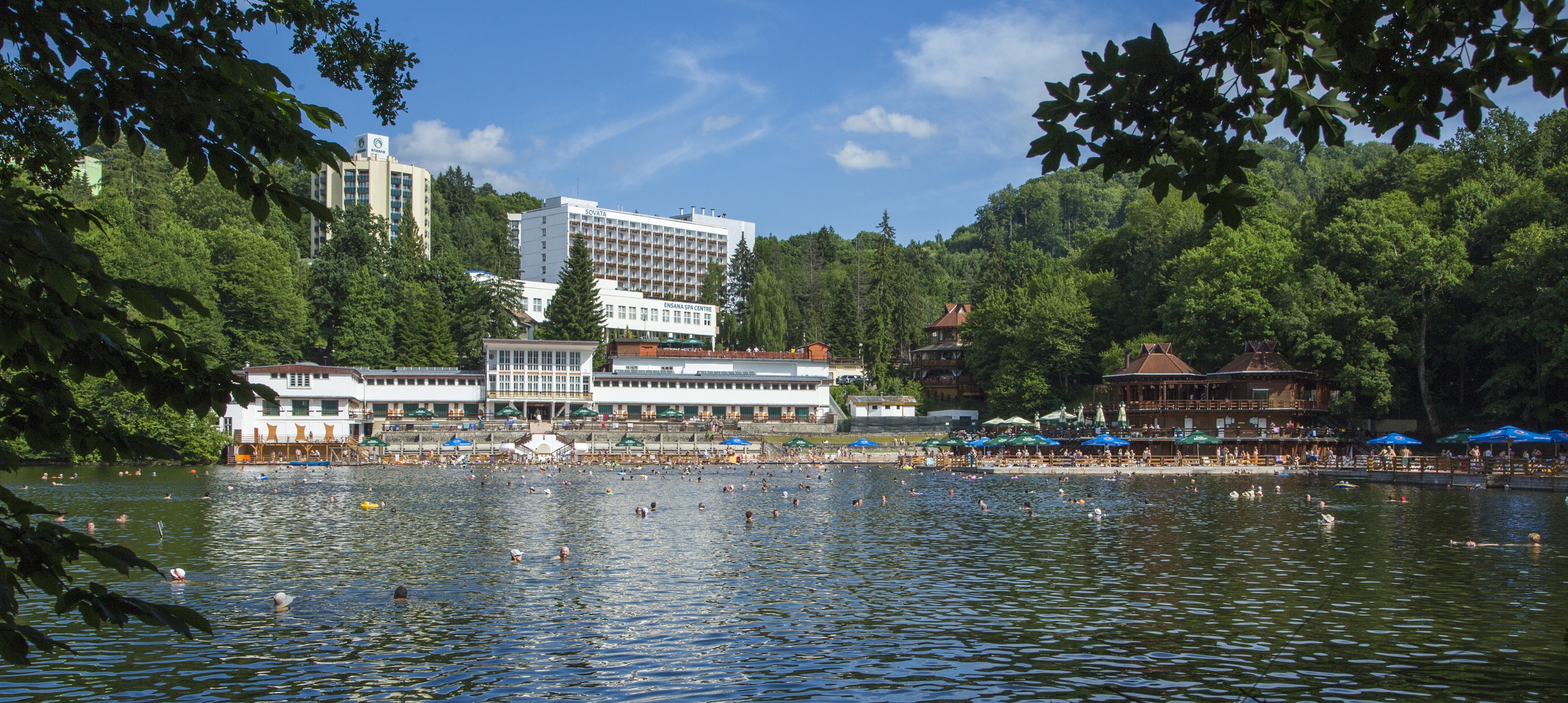 Ștrandul heliotermal Lacul Ursu se redeschide pe 26 iunie