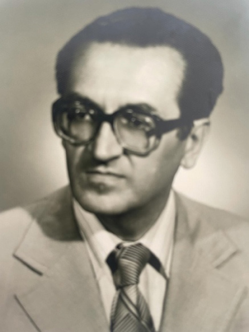 In memoriam Arcadiu-Tiberiu Petrescu (1925-2009)