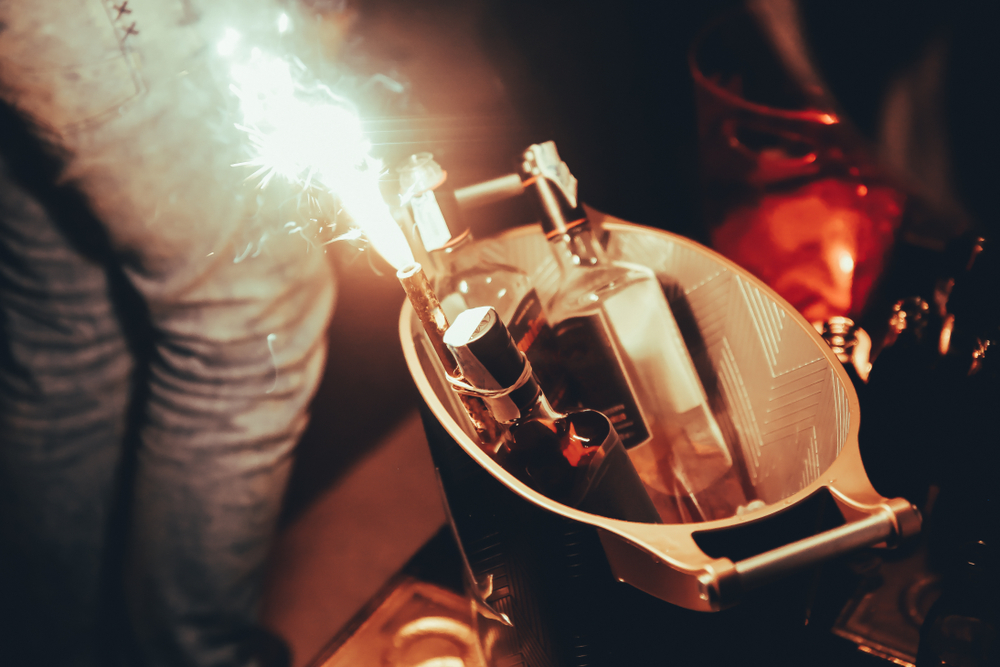 Apel pentru interzicerea focurilor de artificii de interior, în spațiile publice