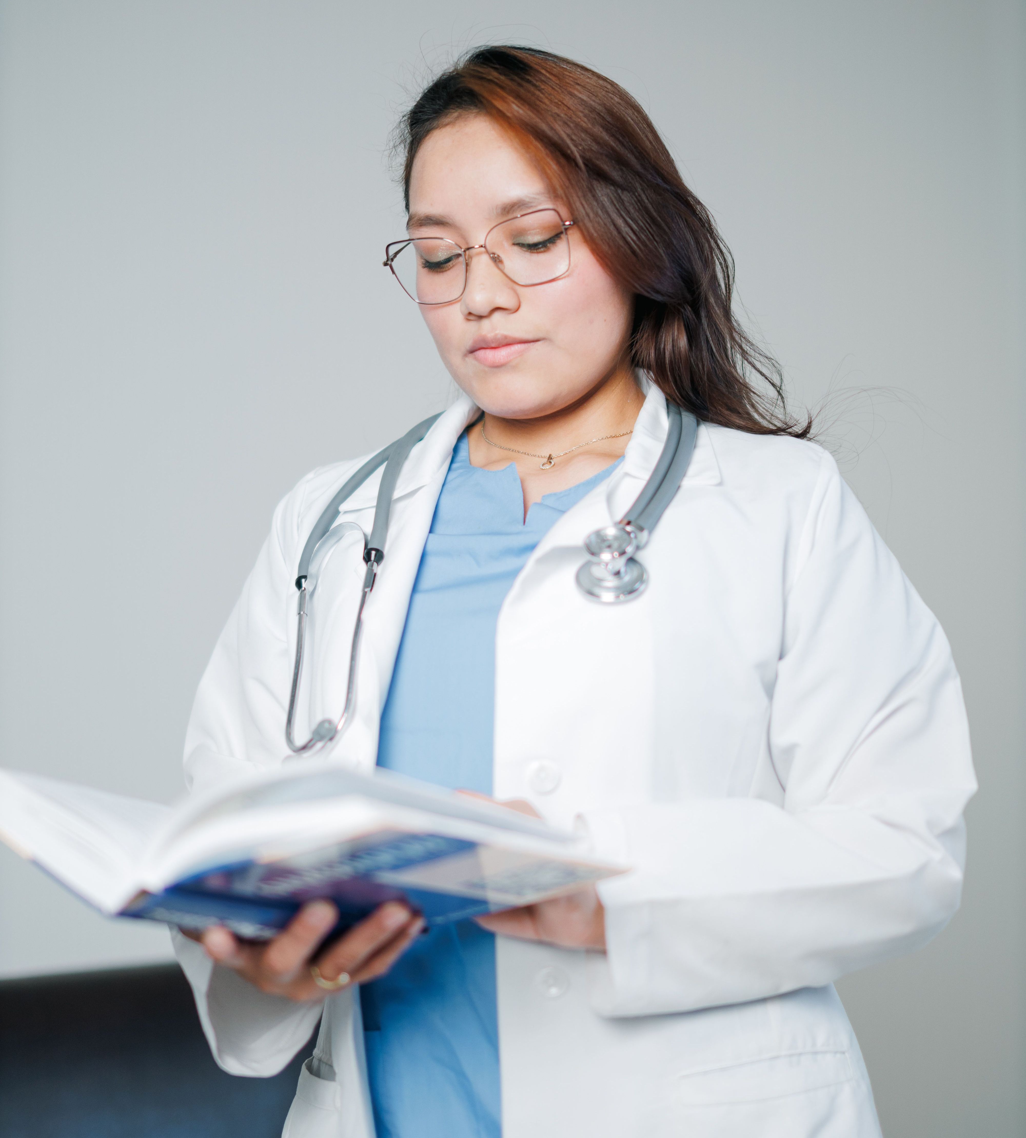 Rezidențiat 2026: tematica și bibliografia la Farmacie