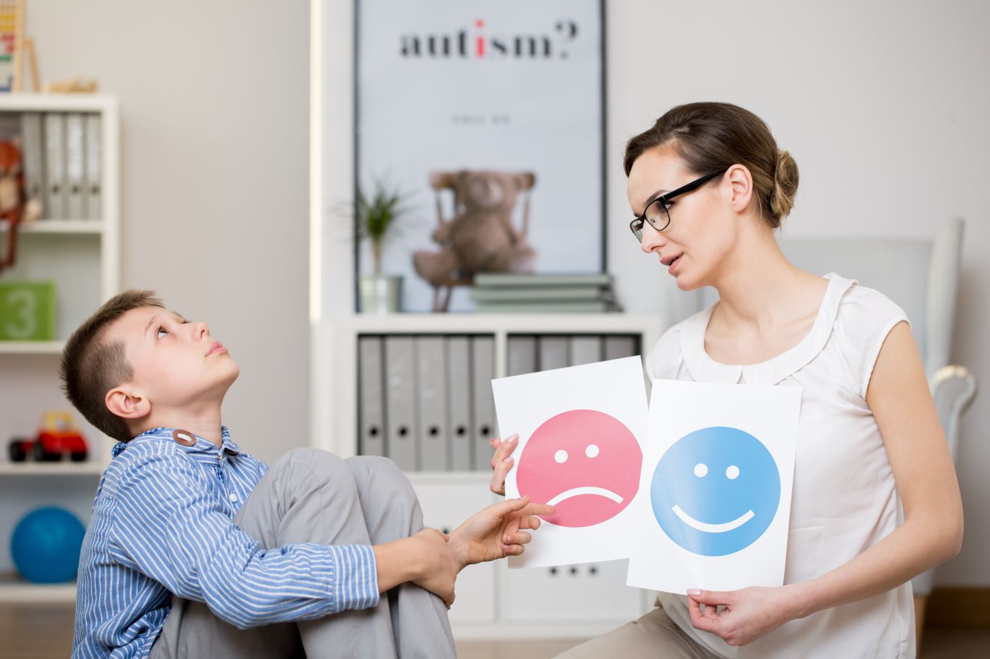 Pacienţii cu autism ar putea beneficia de terapii decontate, începând cu 1 noiembrie 