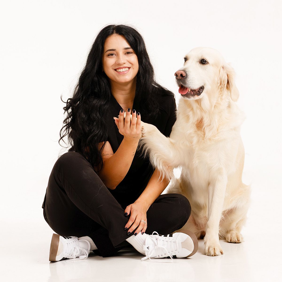 Dr. Carmen Totolici: „Mi-aș dori ca oamenii să înțeleagă mai bine când, de ce și cât de important este să apeleze la medicul veterinar”