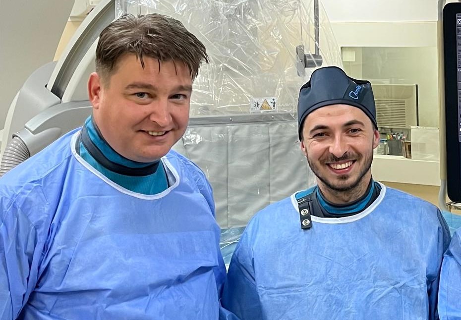 Procedură de litotriție intravasculară, realizată în premieră la SCJU Sibiu