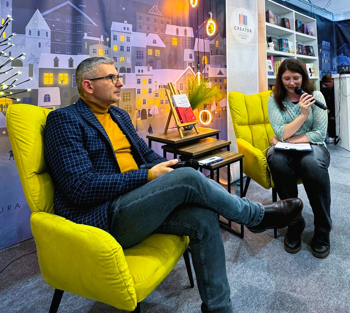 „Răni și renaștere. Arta dureroasă a transformării”, o carte-puzzle