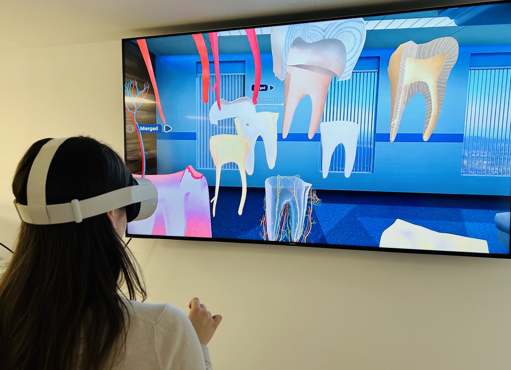 Metode digitale inovative în practica stomatologică, la UMF „Carol Davila” 