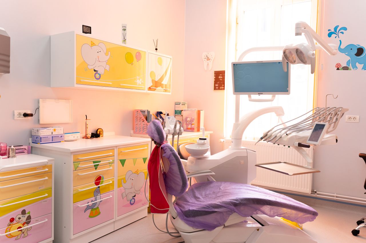 Spitalul „Grigore Alexandrescu” a finalizat modernizarea cabinetelor stomatologice din ambulatoriu