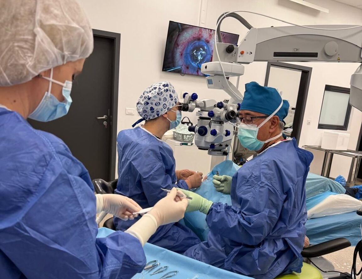 Premieră medicală la Timișoara: primele transplanturi de cornee