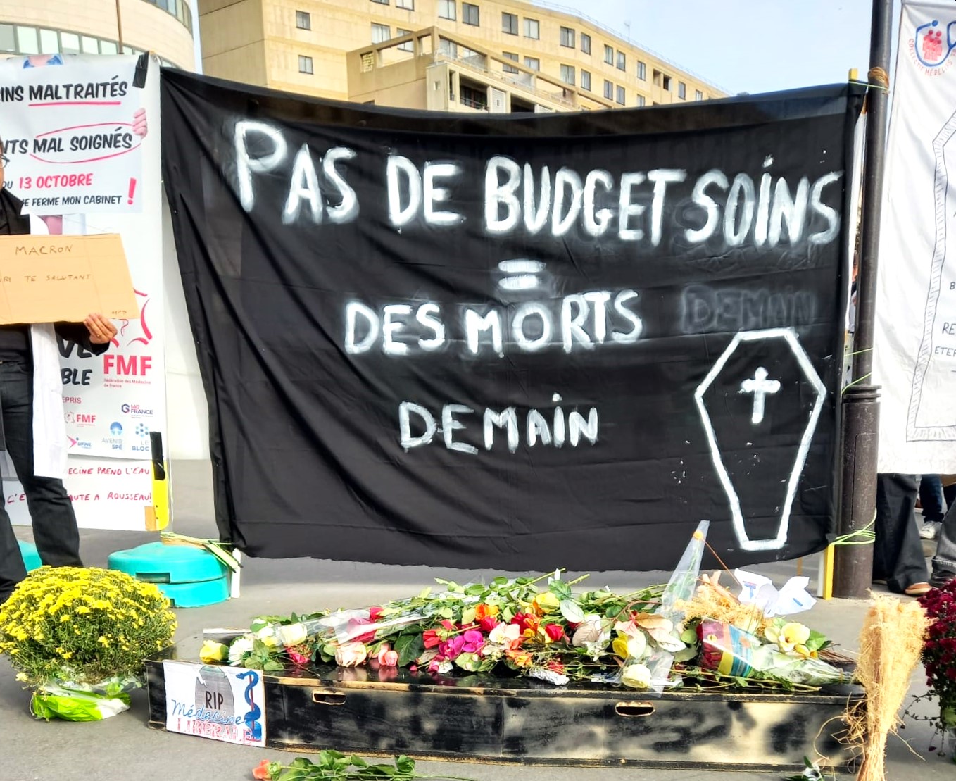 Medicii francezi liber-profesioniști fac grevă și își închid cabinetele 