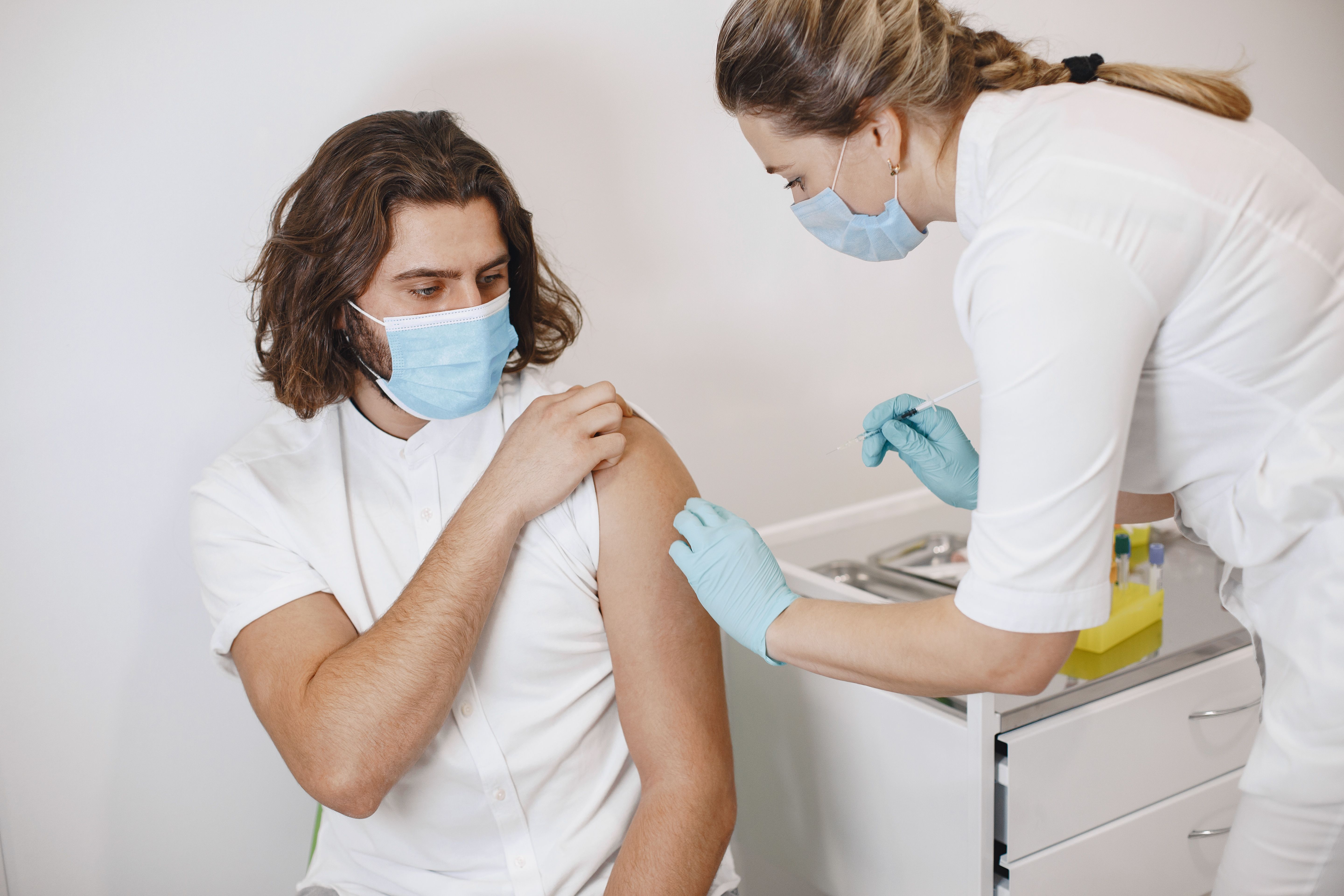 În România sunt autorizate și prezente pe piață 4 vaccinuri destinate prevenirii gripei