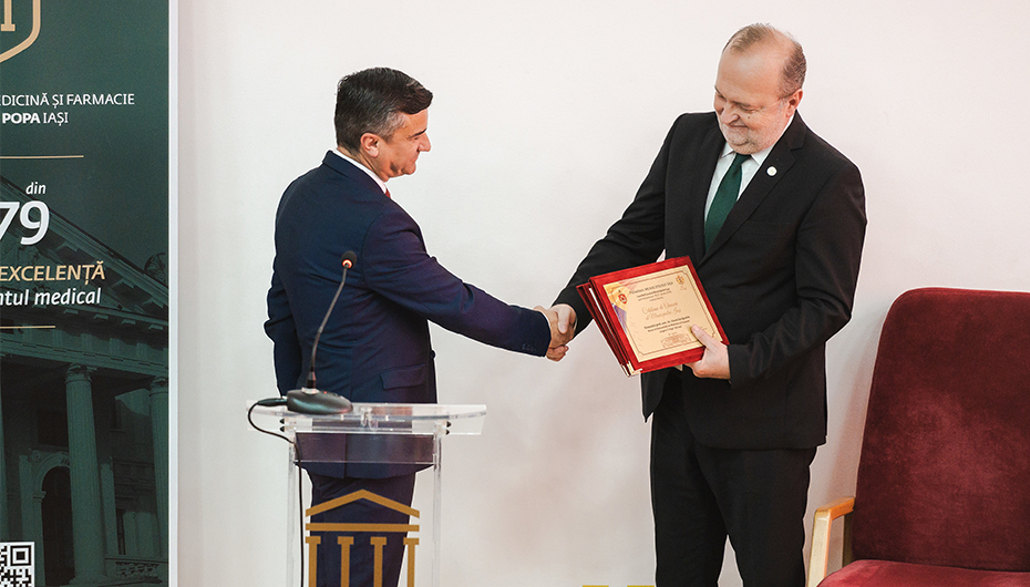Rectorul UMF „Grigore T. Popa”, cetățean de onoare al municipiului Iași